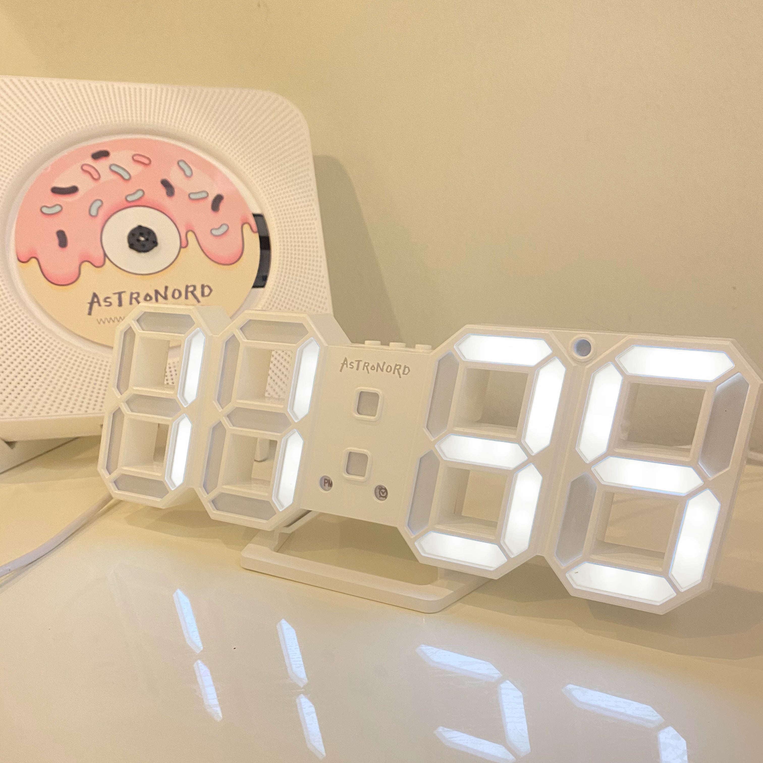 ASTRONORD™ Digital LED Clock